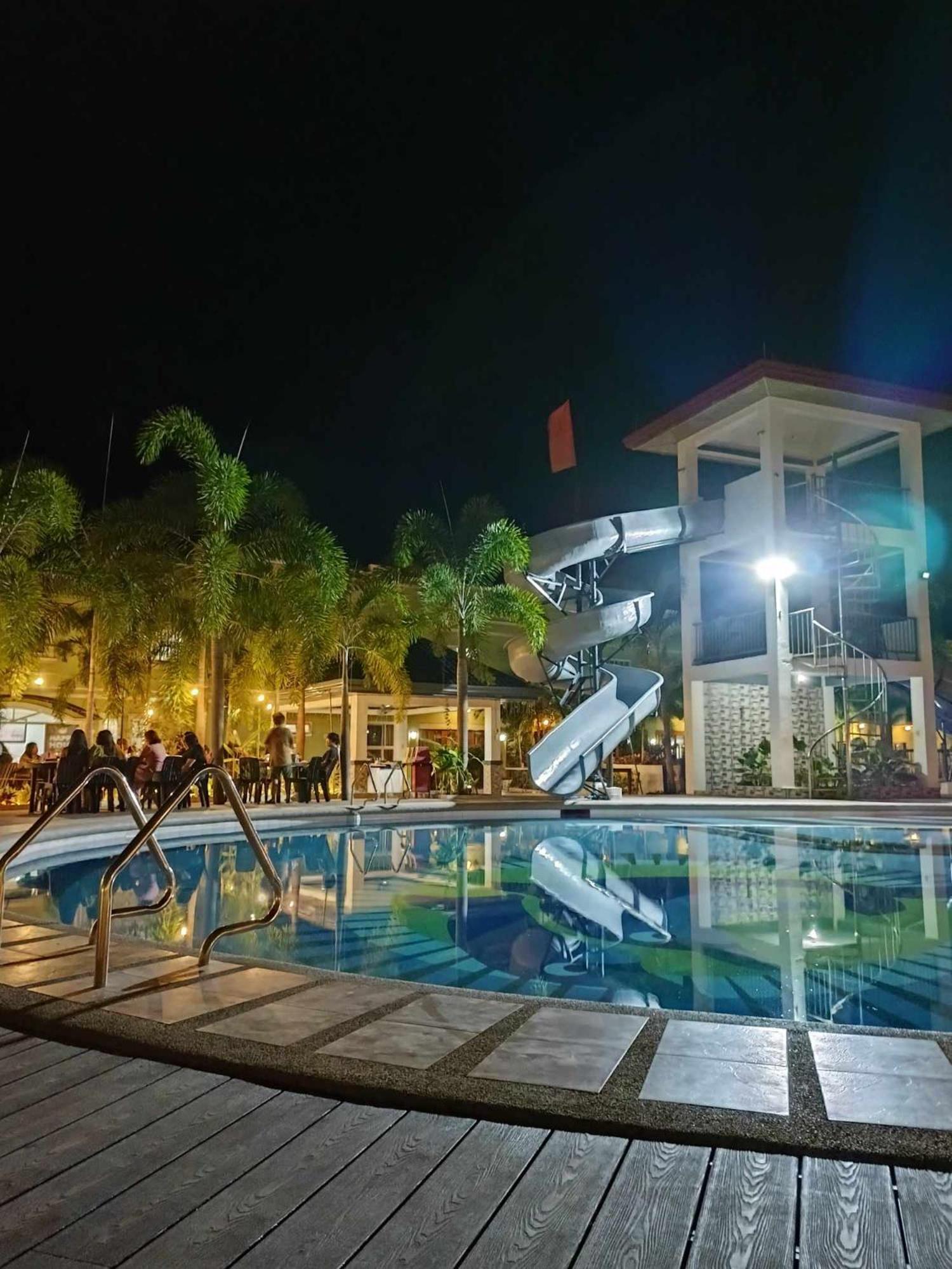 Marand Family Resort Bauang Buitenkant foto